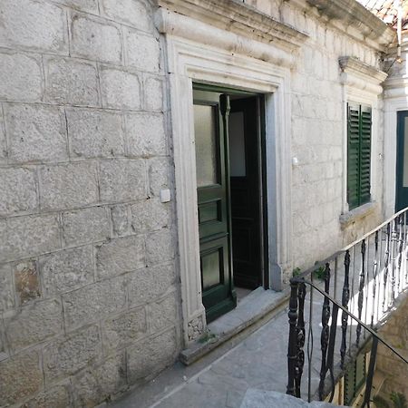 P.S. Cattaro Apartments Bagian luar foto