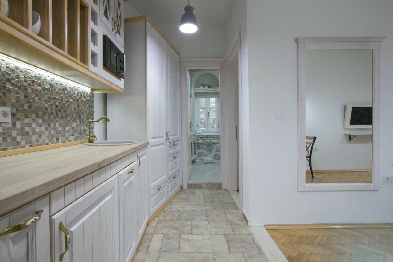 P.S. Cattaro Apartments Bagian luar foto