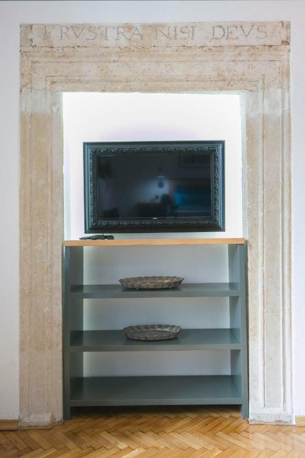 P.S. Cattaro Apartments Bagian luar foto