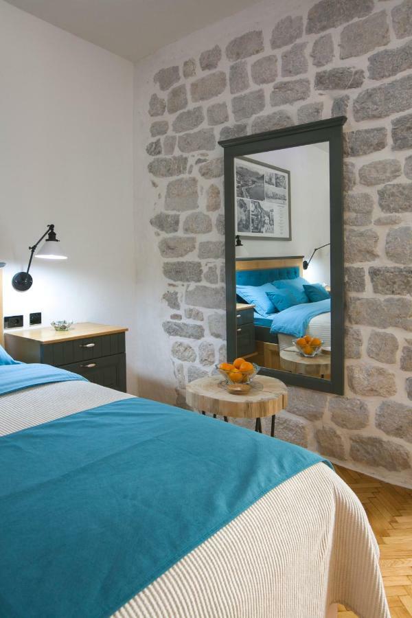 P.S. Cattaro Apartments Bagian luar foto