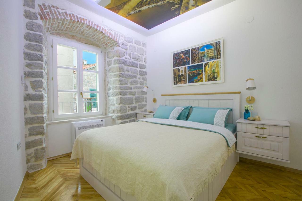 P.S. Cattaro Apartments Bagian luar foto