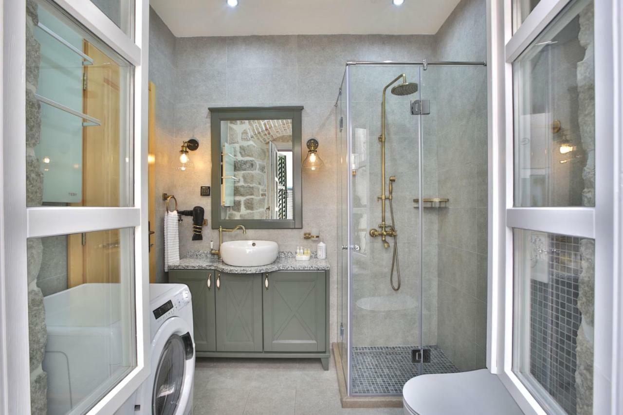 P.S. Cattaro Apartments Bagian luar foto